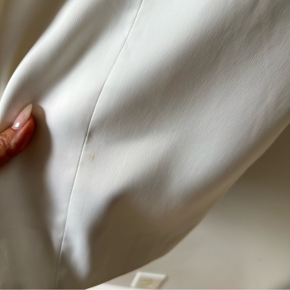 NONCHALANT Dina Blazer Dress in Off White - Picture 5 of 10